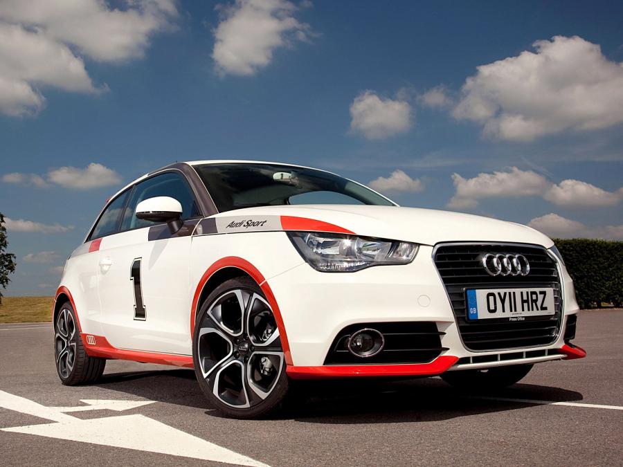  Audi A1 Competition Line (8X) 2011 года  (фото 4 из 4)